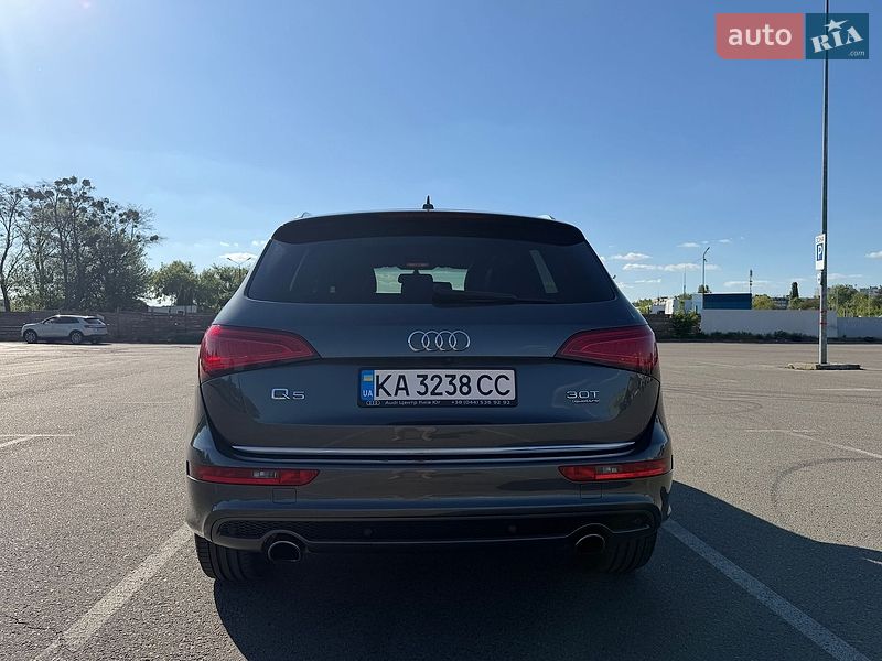 Позашляховик / Кросовер Audi Q5 2015 в Києві