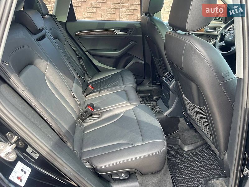 Внедорожник / Кроссовер Audi Q5 2016 в Ровно