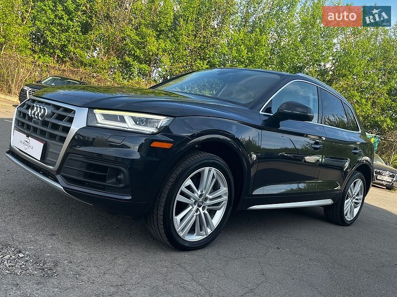 Позашляховик / Кросовер Audi Q5 2018 в Луцьку