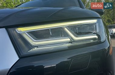 Позашляховик / Кросовер Audi Q5 2018 в Луцьку