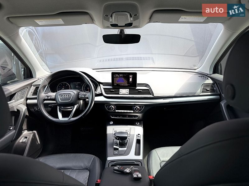 Позашляховик / Кросовер Audi Q5 2018 в Львові