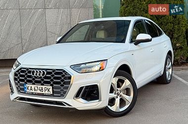 Внедорожник / Кроссовер Audi Q5 2021 в Киеве
