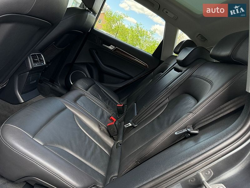 Внедорожник / Кроссовер Audi Q5 2016 в Дрогобыче