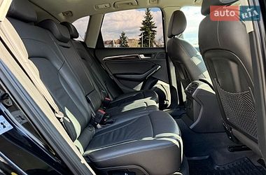 Внедорожник / Кроссовер Audi Q5 2015 в Ужгороде
