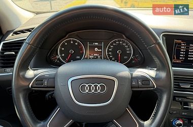 Внедорожник / Кроссовер Audi Q5 2015 в Ужгороде