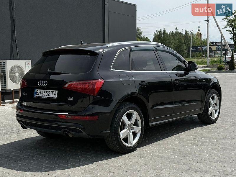 Позашляховик / Кросовер Audi Q5 2011 в Львові