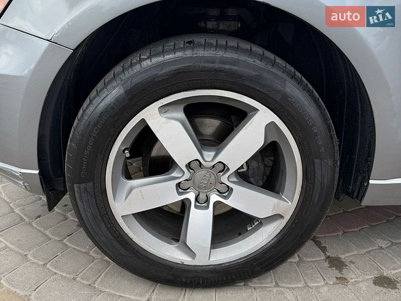 Позашляховик / Кросовер Audi Q5 2011 в Харкові