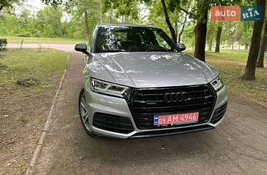 Позашляховик / Кросовер Audi Q5 2019 в Калуші
