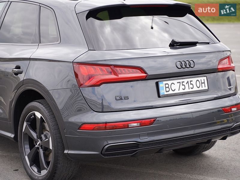 Позашляховик / Кросовер Audi Q5 2018 в Львові