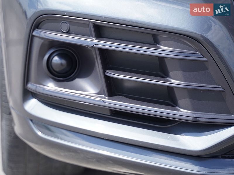 Позашляховик / Кросовер Audi Q5 2018 в Львові