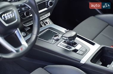 Позашляховик / Кросовер Audi Q5 2018 в Львові