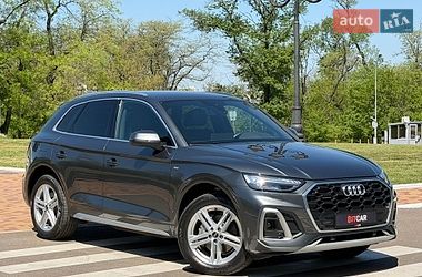 Позашляховик / Кросовер Audi Q5 2022 в Одесі