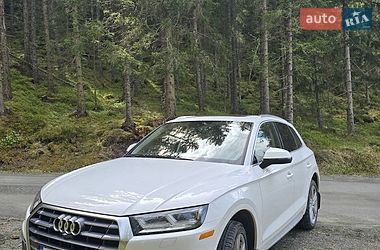 Позашляховик / Кросовер Audi Q5 2018 в Житомирі