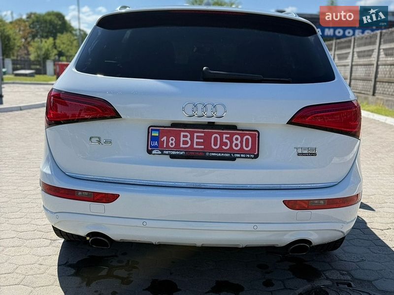 Внедорожник / Кроссовер Audi Q5 2016 в Ровно