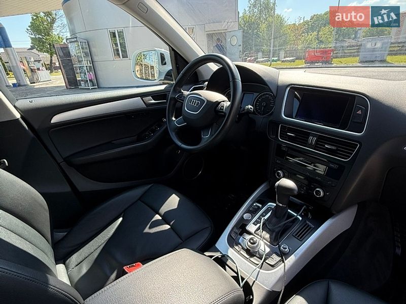 Внедорожник / Кроссовер Audi Q5 2016 в Ровно