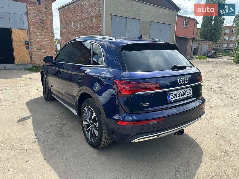 Внедорожник / Кроссовер Audi Q5 2021 в Сумах