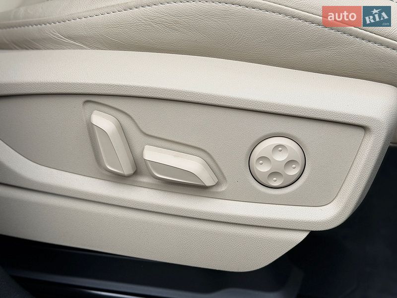 Позашляховик / Кросовер Audi Q5 2024 в Києві