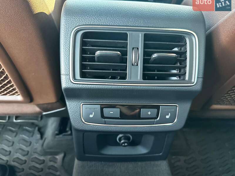 Позашляховик / Кросовер Audi Q5 2018 в Одесі фото 31 Позашляховик / Кросовер Audi Q5 2018 в Одесі