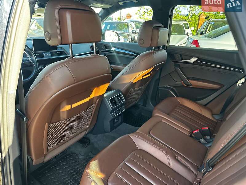 Позашляховик / Кросовер Audi Q5 2018 в Одесі фото 29 Позашляховик / Кросовер Audi Q5 2018 в Одесі
