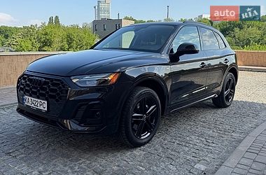 Внедорожник / Кроссовер Audi Q5 2023 в Киеве