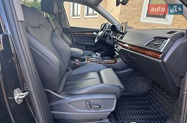 Внедорожник / Кроссовер Audi Q5 2023 в Киеве