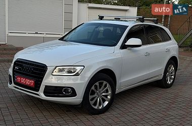Позашляховик / Кросовер Audi Q5 2017 в Лубнах