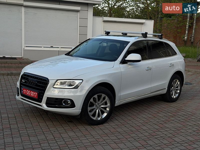 Позашляховик / Кросовер Audi Q5 2017 в Лубнах