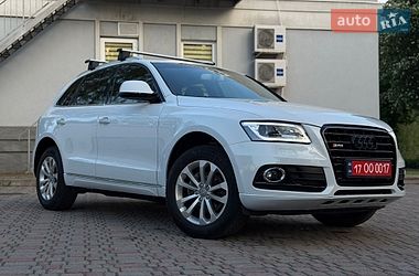 Позашляховик / Кросовер Audi Q5 2017 в Лубнах
