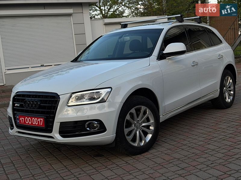 Позашляховик / Кросовер Audi Q5 2017 в Лубнах