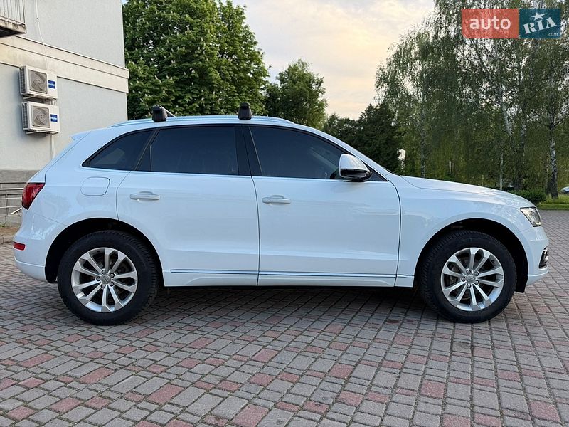 Позашляховик / Кросовер Audi Q5 2017 в Лубнах