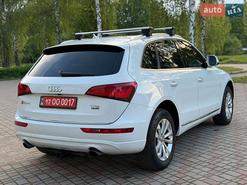 Позашляховик / Кросовер Audi Q5 2017 в Лубнах