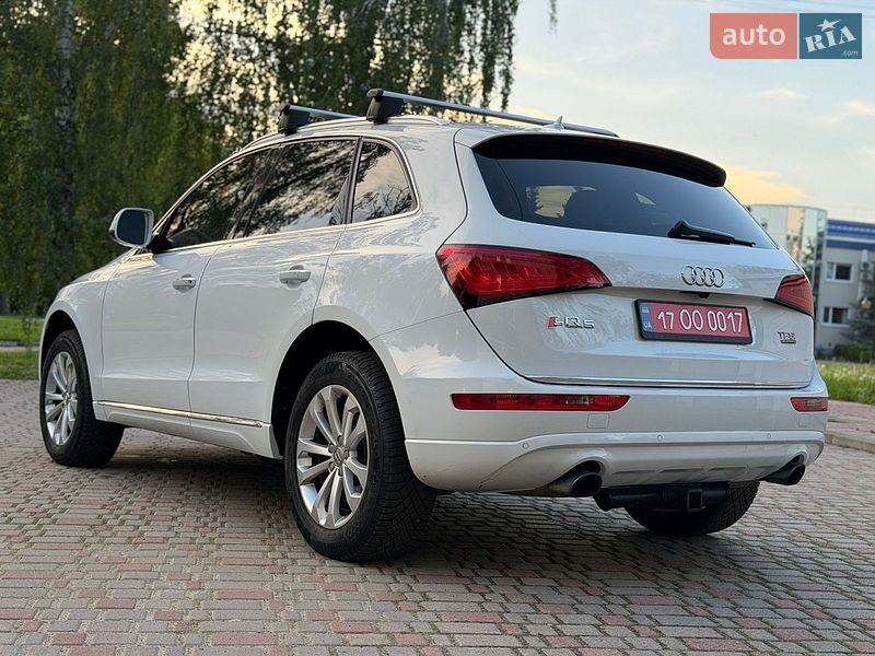Позашляховик / Кросовер Audi Q5 2017 в Лубнах