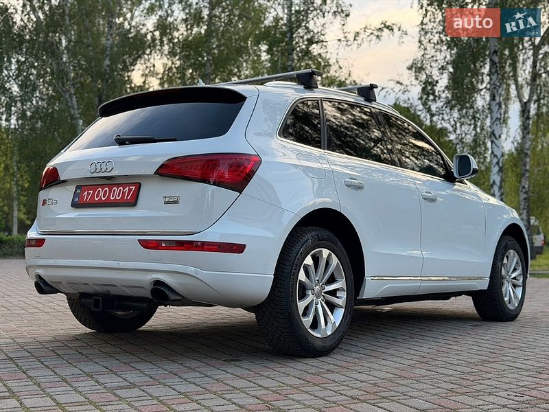 Позашляховик / Кросовер Audi Q5 2017 в Лубнах