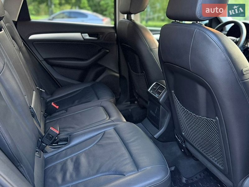 Позашляховик / Кросовер Audi Q5 2017 в Лубнах