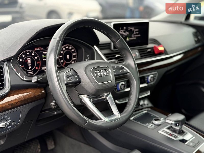 Позашляховик / Кросовер Audi Q5 2018 в Кривому Розі