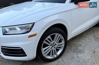 Внедорожник / Кроссовер Audi Q5 2018 в Надворной