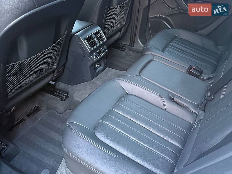 Внедорожник / Кроссовер Audi Q5 2018 в Надворной