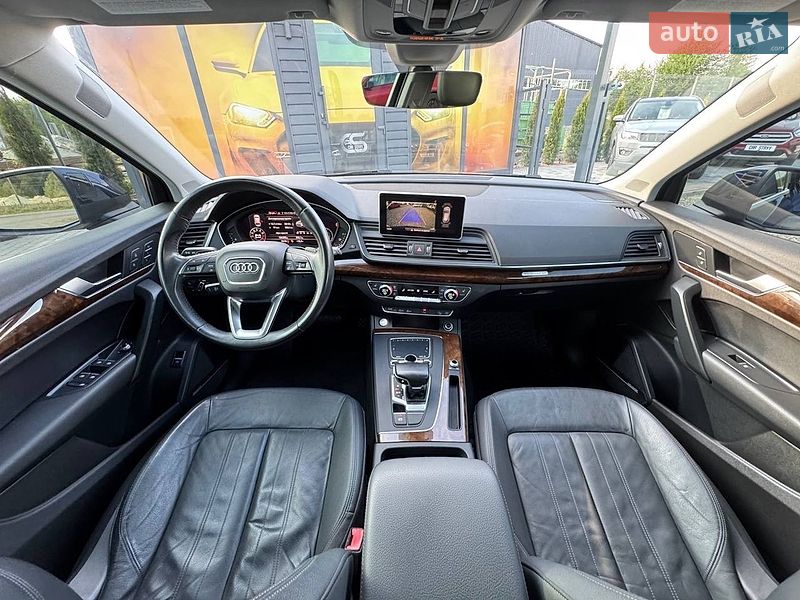 Позашляховик / Кросовер Audi Q5 2018 в Стрию