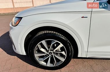 Внедорожник / Кроссовер Audi Q5 2023 в Стрые