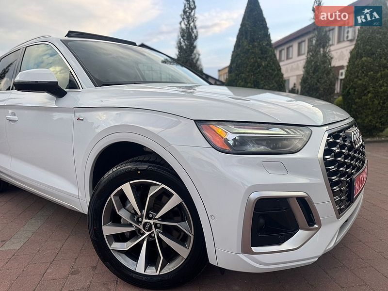 Внедорожник / Кроссовер Audi Q5 2023 в Стрые