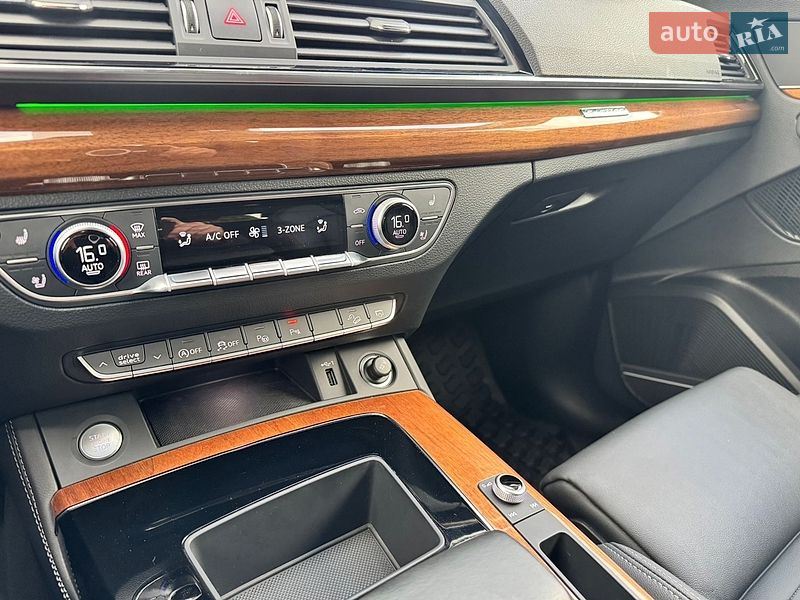 Внедорожник / Кроссовер Audi Q5 2023 в Стрые