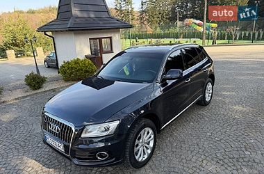 Позашляховик / Кросовер Audi Q5 2015 в Старому Самборі