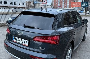 Позашляховик / Кросовер Audi Q5 2017 в Полтаві
