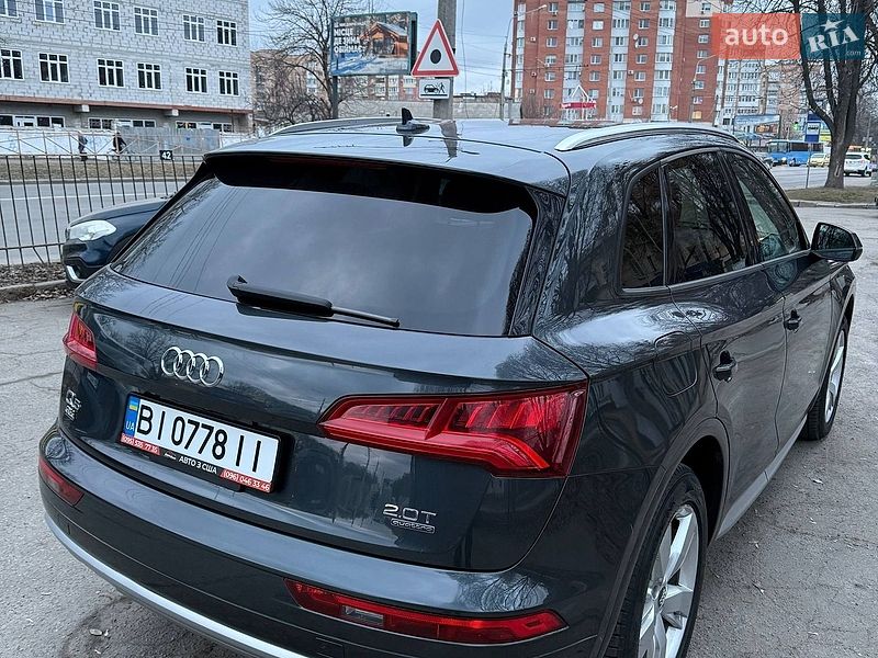 Позашляховик / Кросовер Audi Q5 2017 в Полтаві