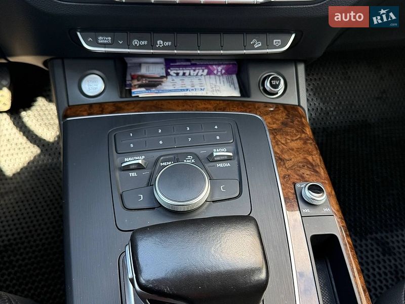 Позашляховик / Кросовер Audi Q5 2017 в Полтаві