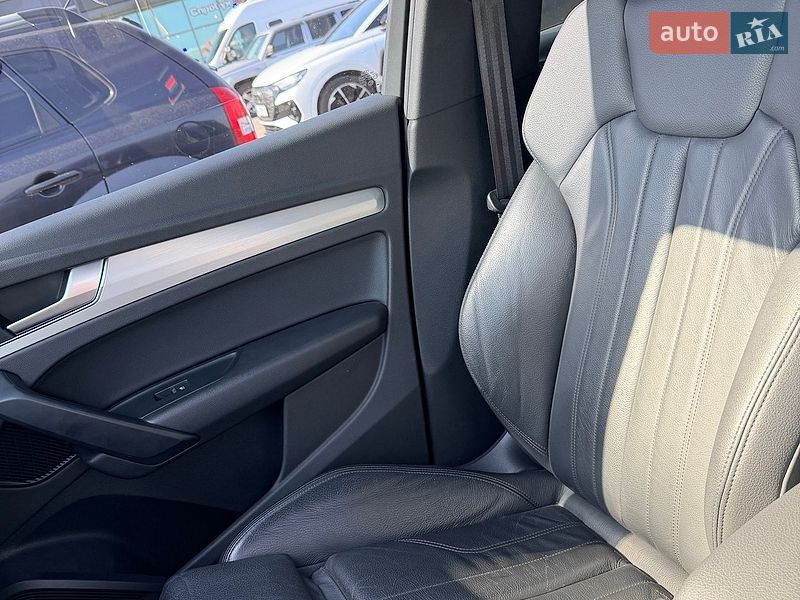 Внедорожник / Кроссовер Audi Q5 2017 в Киеве