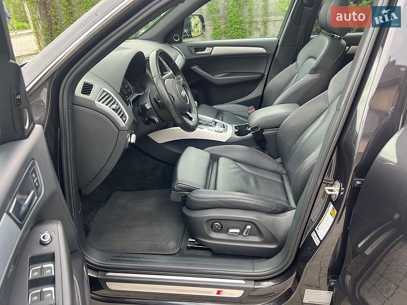 Внедорожник / Кроссовер Audi Q5 2016 в Ровно