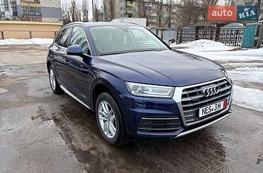 Позашляховик / Кросовер Audi Q5 2020 в Полтаві