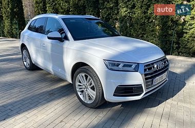 Внедорожник / Кроссовер Audi Q5 2017 в Шепетовке