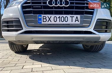 Внедорожник / Кроссовер Audi Q5 2017 в Шепетовке